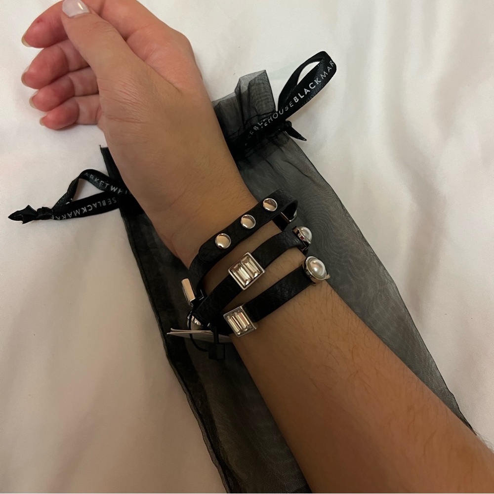 WHITE HOUSE BLACK MARKET Leather Wrap Bracelet